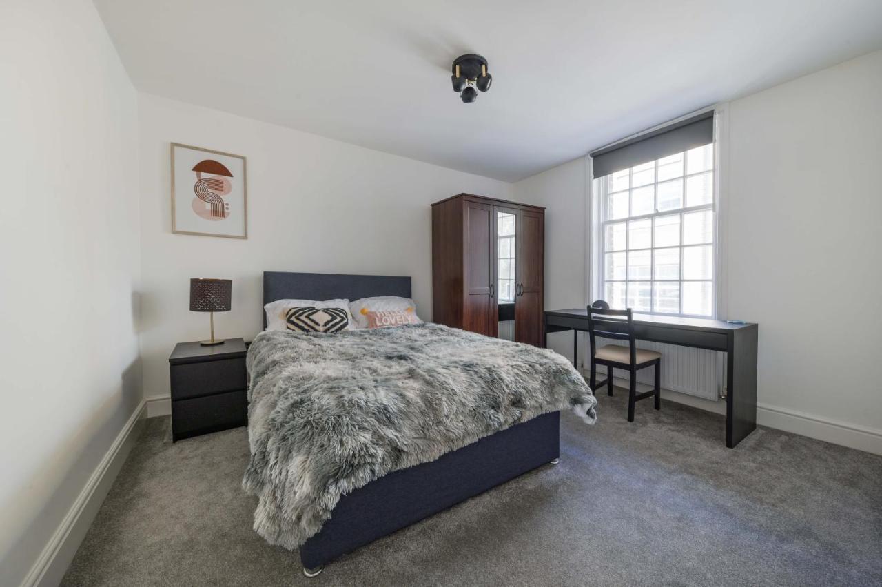 Charming Newly Refurb 2-Bed 2-Bath Whole Apartment Near Hyde Park & Kensington, Prime Paddington Location Zone 1 London Luaran gambar